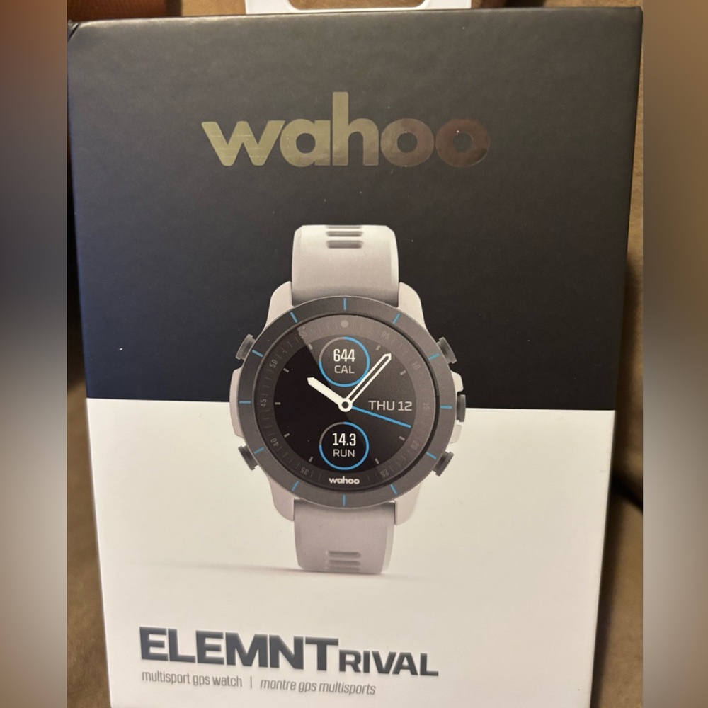Wahoo Element Rival watch